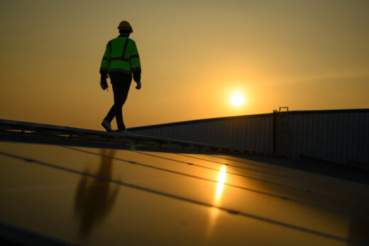 Les&#x20;tuiles&#x20;solaires&#x20;hybrides